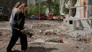 Ukrayna'da Savaş: Zelenski'den Rus Saldırısına Yanıt Hazırlığı Çağrısı