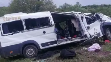 Yozgat'ta Öğrenci Servisi Devrildi: 2 Öğrenci ve Sürücü Hayatını Kaybetti