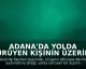 Adana'da Yolda Yürüyen Kişinin Üzerine Aydınlatma Direği Devrildi