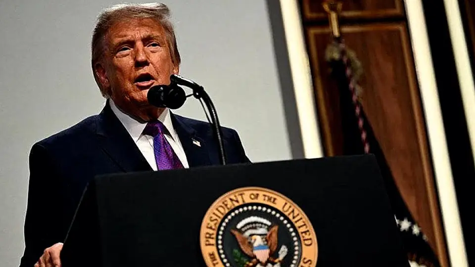 ABD Başkanı Trump'tan İran'a Saldırı Ertelemesi