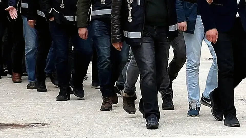 Adalet Bakanı Akın Gürlek Duyurdu: Antalya ve Mersin'de Yasa Dışı Bahis Operasyonu: 233 Gözaltı