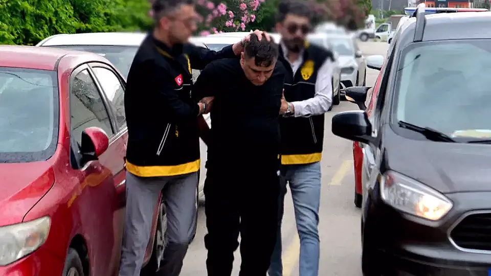 Adana'da 5 Bin Liralık Borç Tartışmasında Kuzenini Öldürdü