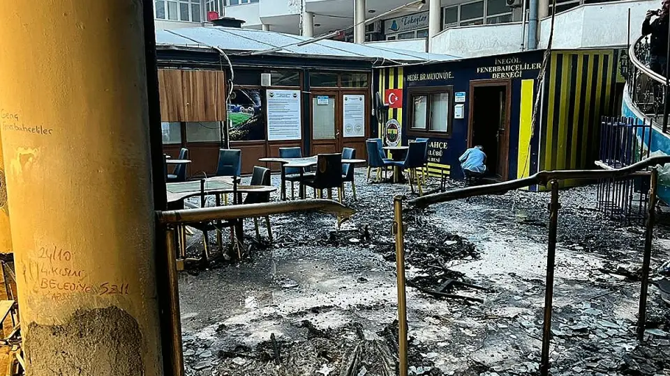 Bursa'da Dernek Yangını: 2 Çocuk Gözaltına Alındı