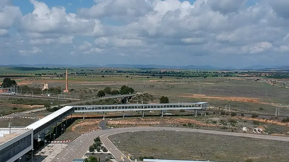 Hayalet Havalimanı Yeniden Açılıyor: Uçak Bakım Üssü Olacak