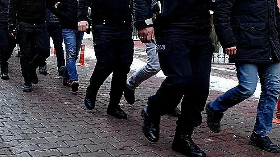 İstanbul Merkezli Operasyonda 98 Kişi Tutuklandı