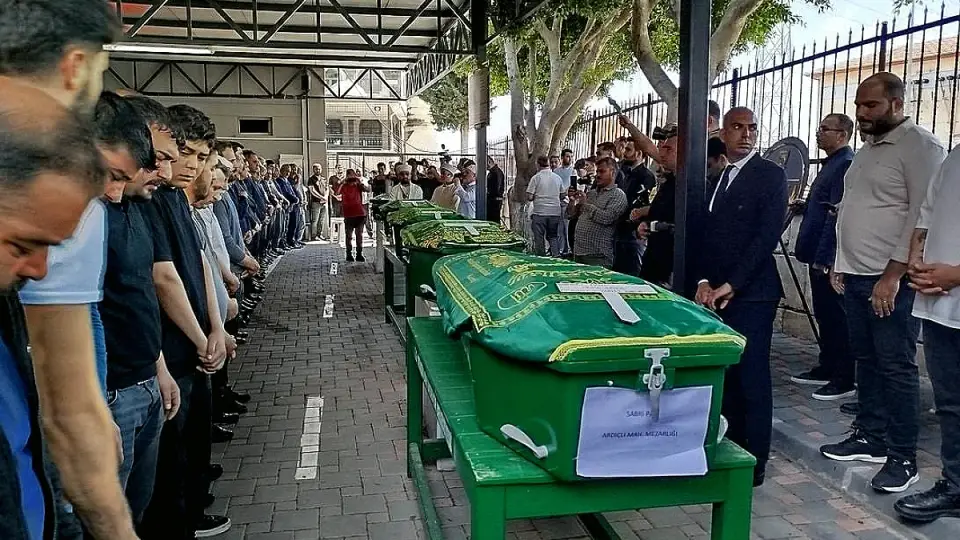 Mersin'deki Cinayetlerin Şüphelisi, Yakalanacağını Anlayınca İntihar Etti