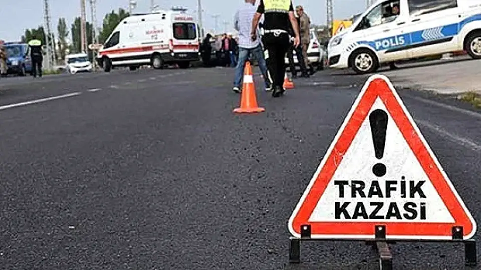 Muğla'da İki Motosiklet Çarpıştı: Sürücüler Hayatını Kaybetti, Yolcu Ağır Yaralandı
