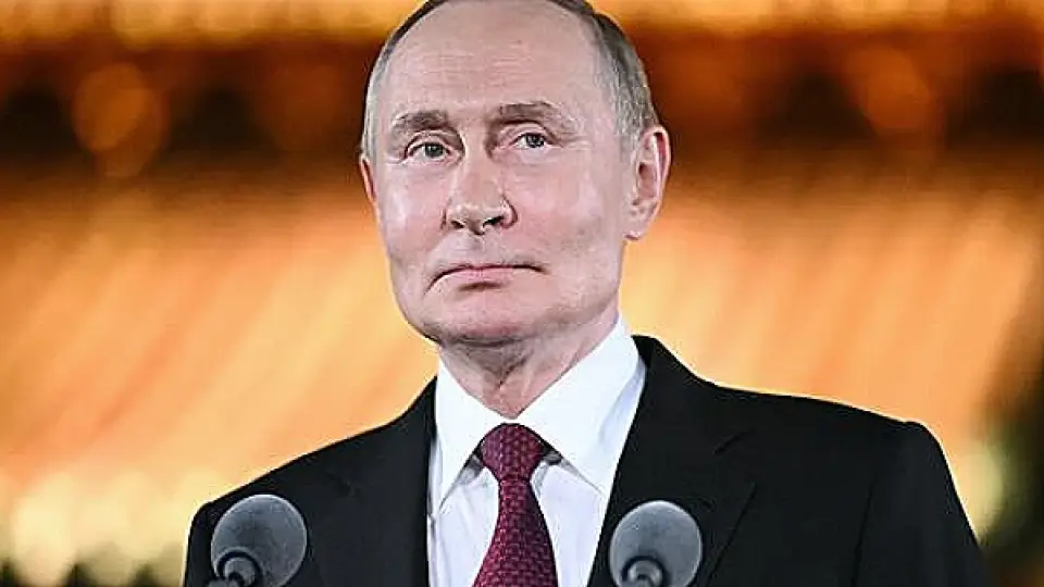 Putin'in Çin Ziyareti Öncesi Tiananmen Meydanı'nda Hazırlıklar Tamamlandı
