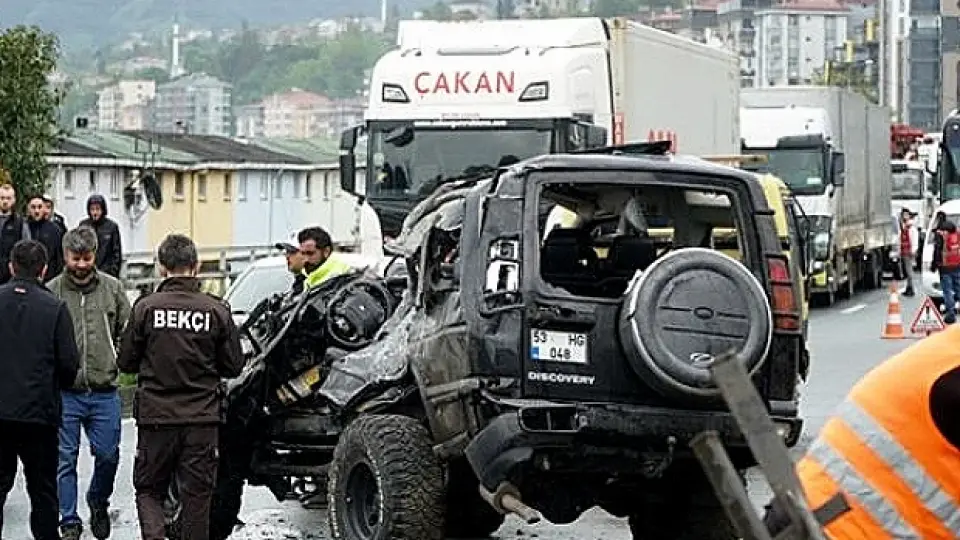 Rize'de Trafik Kazası: 1 Ölü, 7 Yaralı