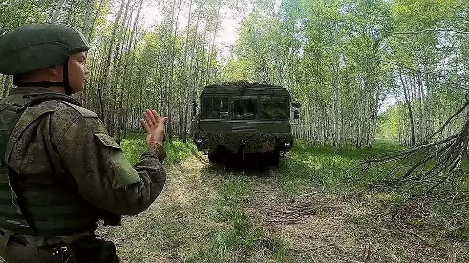 Rusya ve Belarus'ta Nükleer Tatbikat Başladı