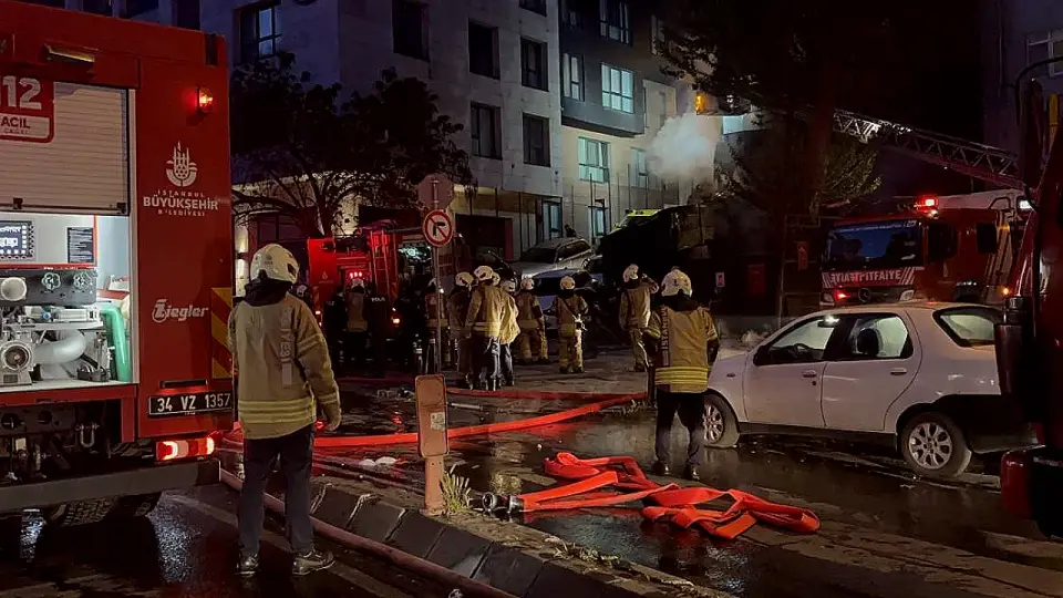 Şişli'de İş Yerinde Çıkan Yangın Söndürüldü