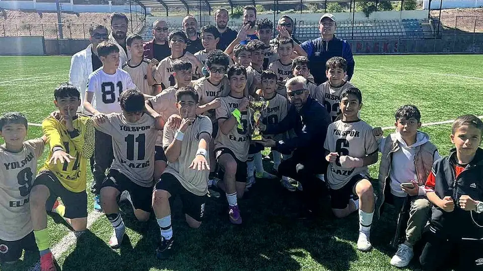 Yolspor, Elazığ U13 Ligi'nde Namağlup Şampiyon Oldu