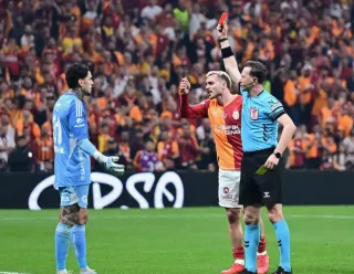 Ederson'dan Açıklama: Hakem Yönetimine Eleştiriler Sürüyor