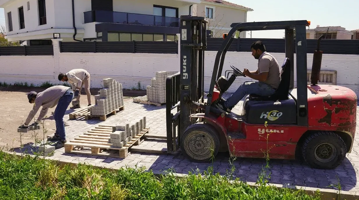 Tepebaşı'nda Sorunsuz Üstyapı İçin Çalışmalar Devam Ediyor