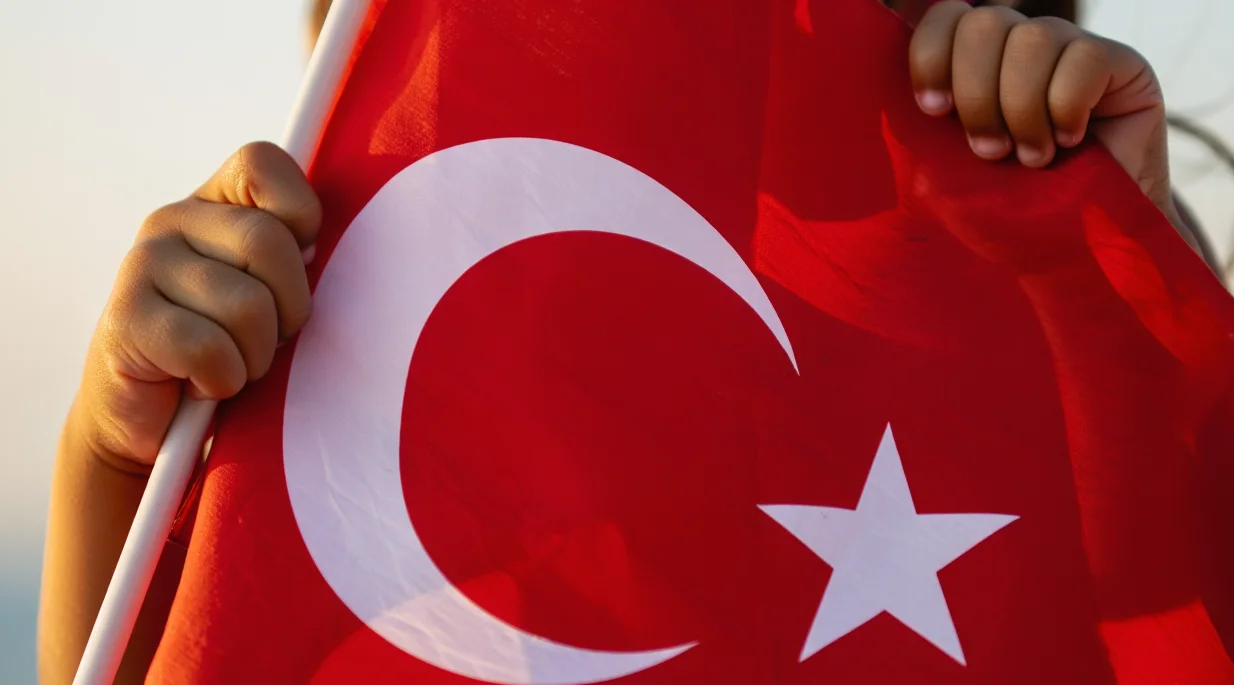 Vali Turan, Çocuk Evlerini Ziyaret Etti