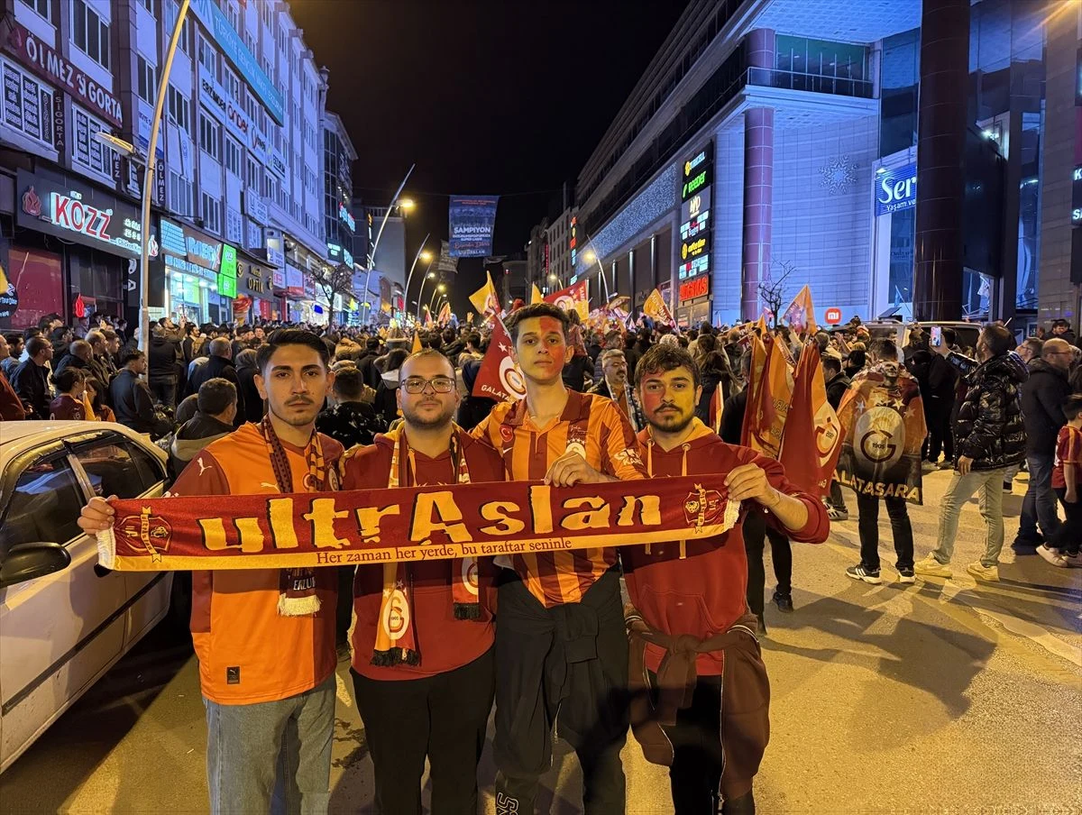 Galatasaray'ın Şampiyonluk Kutlamaları: Yurdun Dört Bir Yanında Coşku Hakim