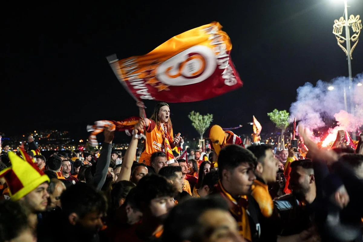 Galatasaray'dan 26. Şampiyonluk: 81 İl ve Sınır Ötesinde Kutlamalar