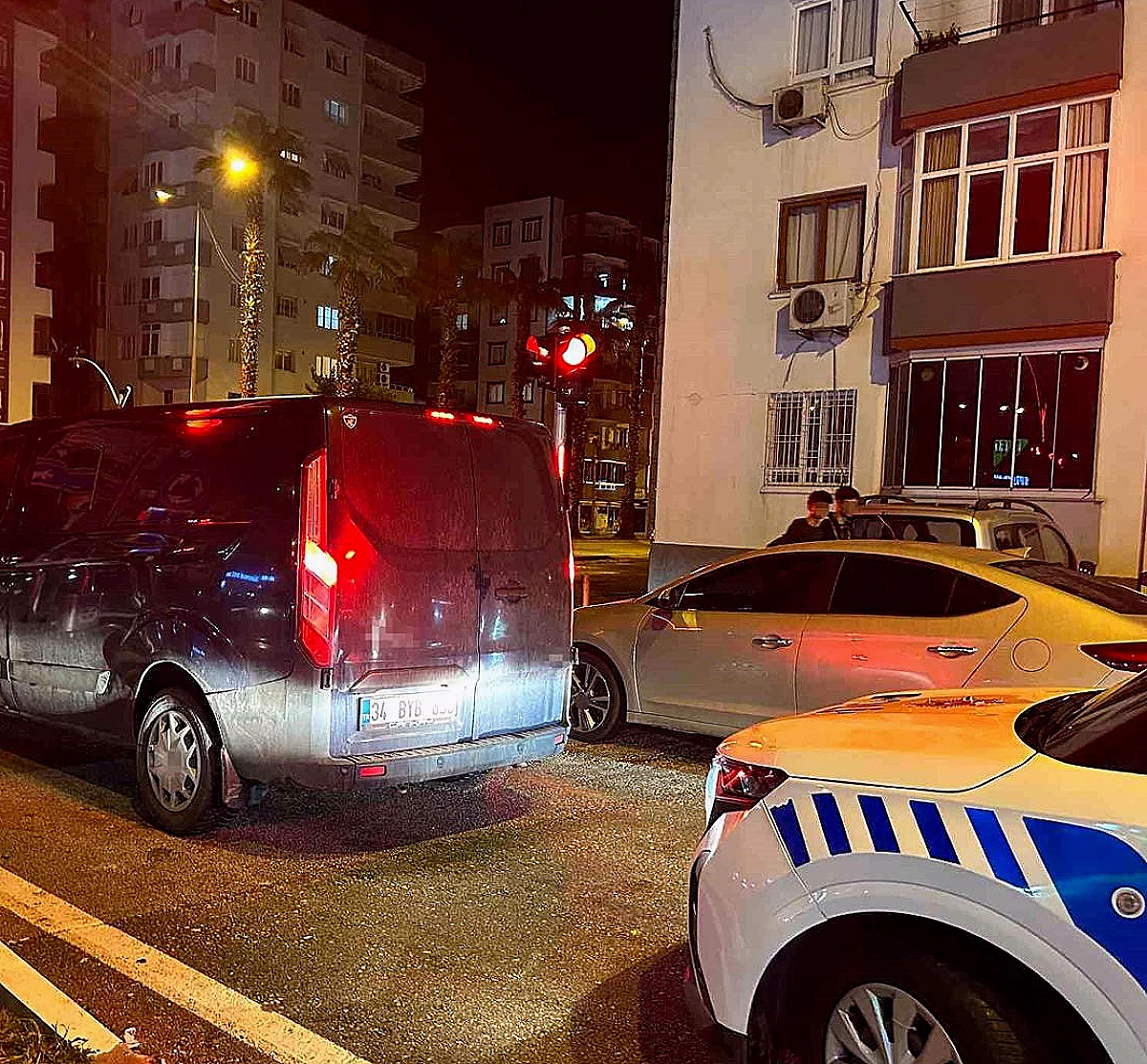 Adana'da Silahlı Saldırı: 1 Ağır Yaralı, 2 Şüpheli Gözaltında