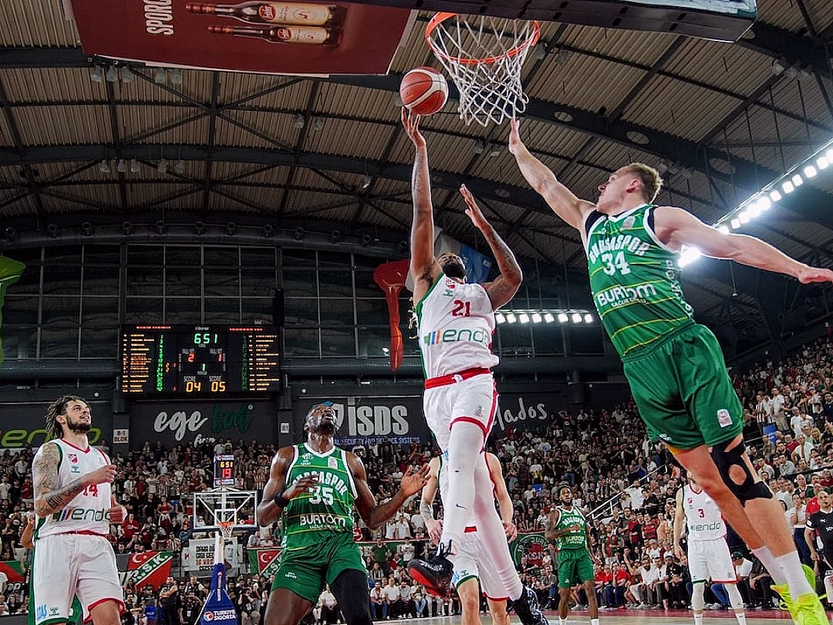 Basketbolda küme düşme hattında son durum