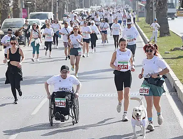 Binlerce Kişi Zübeyde Hanım Koşusu İçin Bir Araya Geldi