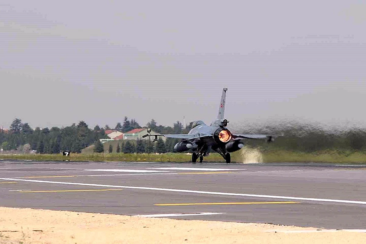 Efes-2026 Tatbikatı İçin F-16'lar Eskişehir'den Havalandı