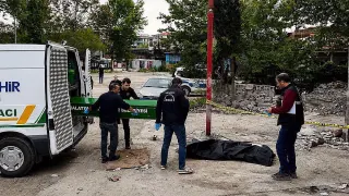 Elektrik Direğinden Düşen Hurdacı Hayatını Kaybetti