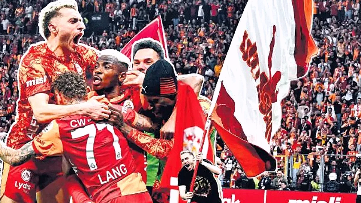 Galatasaray, Süper Lig'de 26. Şampiyonluğunu Kutluyor