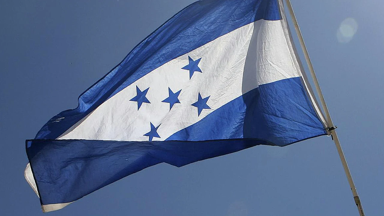 Honduras'ta Çifte Saldırı: 6'sı Polis 24 Kişi Hayatını Kaybetti