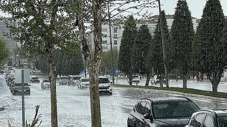 Kuvvetli Yağış Uyarısı Yapıldı
