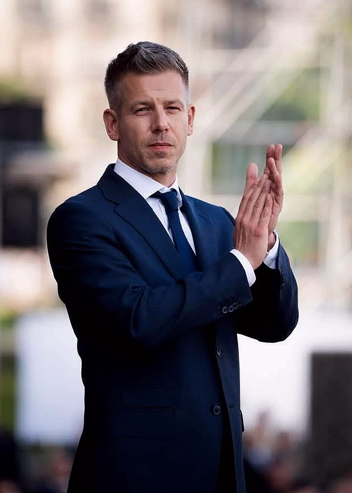 Macaristan'da Peter Magyar Yeni Başbakan Olarak Göreve Başladı
