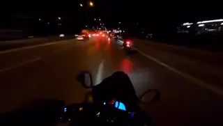 Maltepe'de otomobil devrildi, sürücü yaralandı