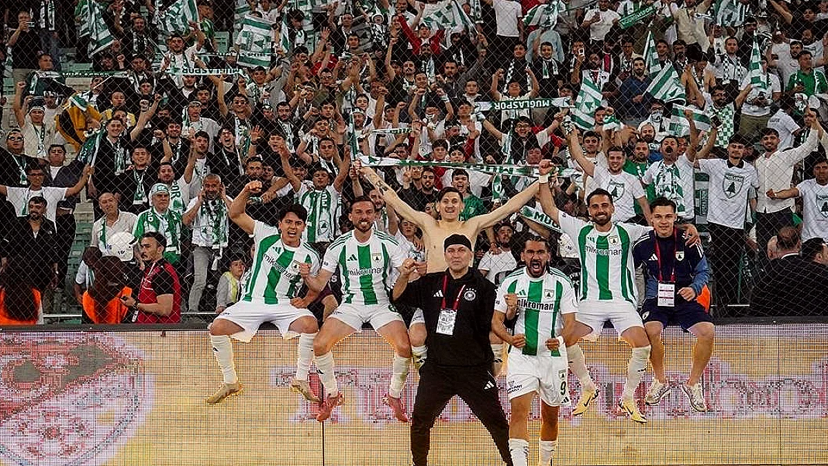 Muğlaspor, 3 sezonda 3 şampiyonlukla 1. Lig'e yükseldi