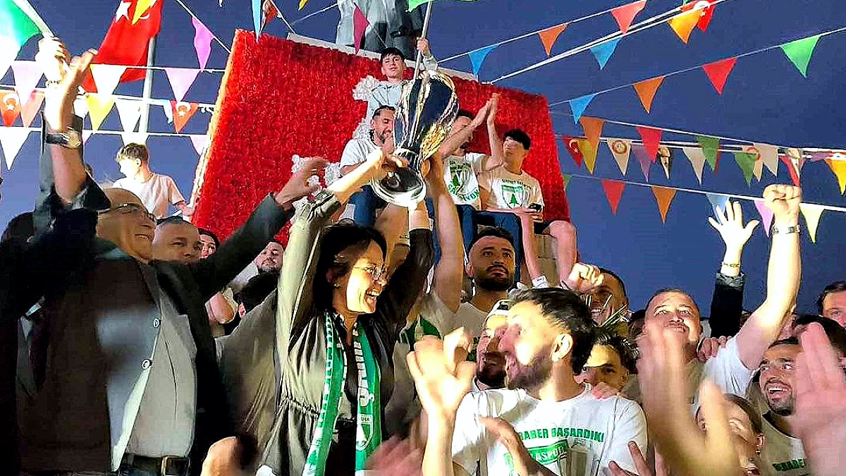 Muğlaspor, Trendyol 1. Lig'e Yükselme Kupası ile Şehre Döndü
