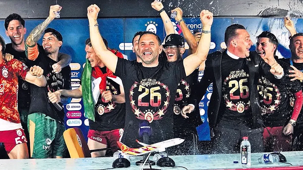 Okan Buruk, Galatasaray ile 4. Şampiyonluğunu Kutladı ve Rekorlara İmza Attı