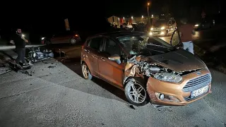 Otomobil ile çarpışan motosiklet sürücüsü ağır yaralandı