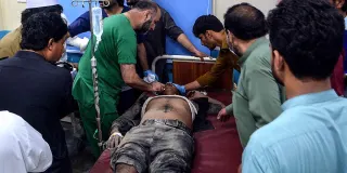 Pakistan'da Polis Kontrol Noktasına Saldırı: En Az 14 Polis Hayatını Kaybetti